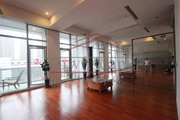  Large 2BR Loft nr Peoples Square and Suzhou Creek