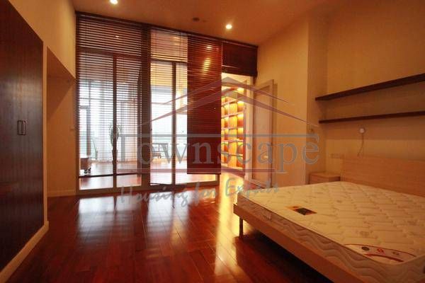  Large 2BR Loft nr Peoples Square and Suzhou Creek