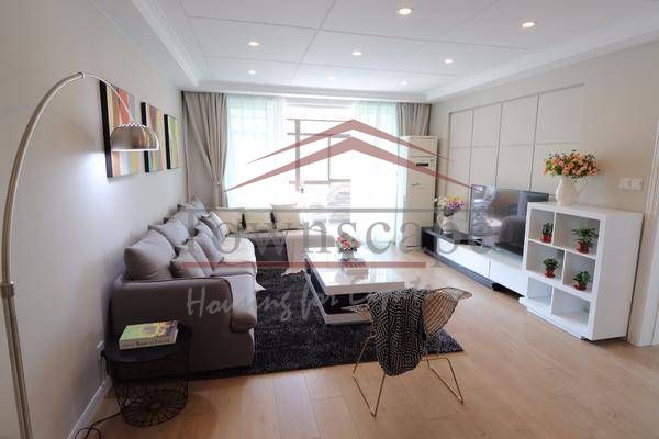  Modern 3BR Apartment for Rent in Jingan