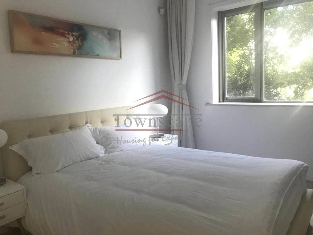  Sunny, Modern Apartment near ECNU