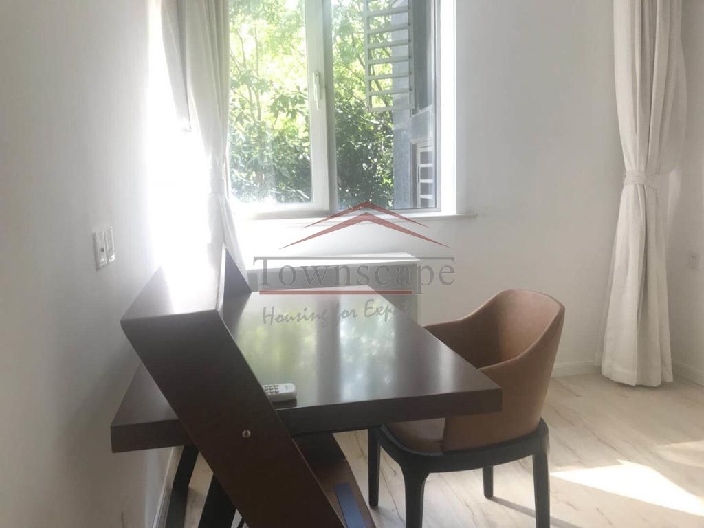  Sunny, Modern Apartment near ECNU