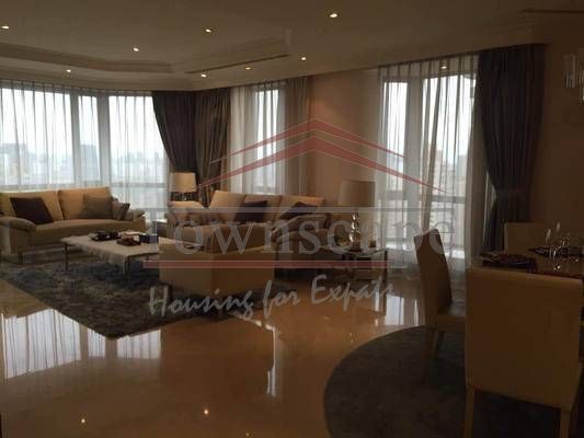  High-End Service Apartment beside Huashan Park