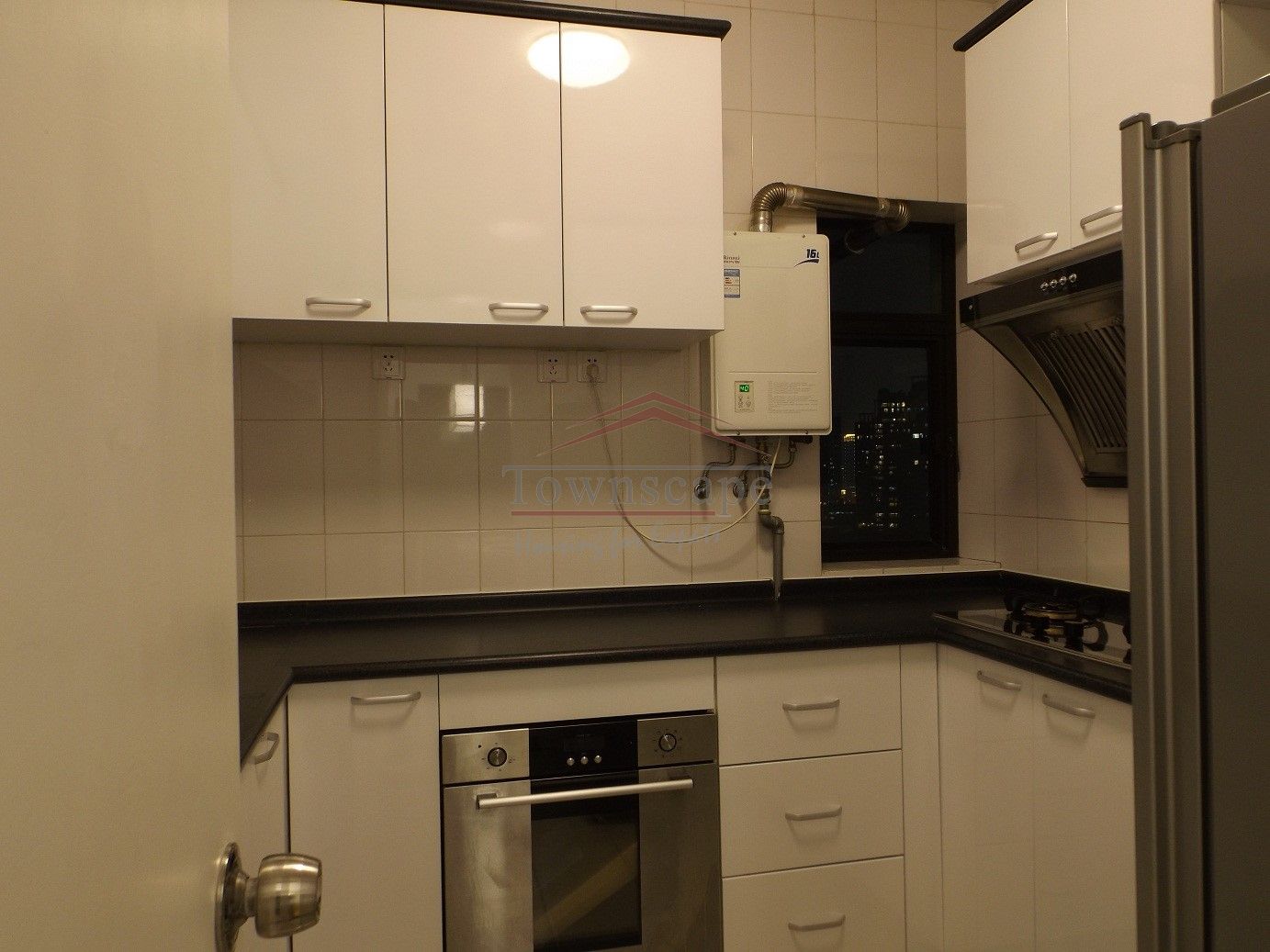  Modern 2BR Apartment beside Shanghai Library