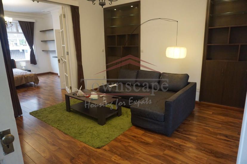  Spacious 1BR Heritage Apartment in Xintiandi