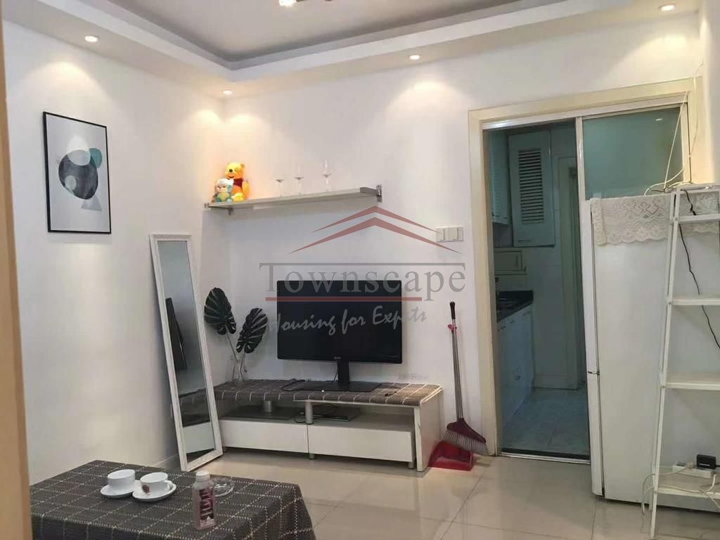  Affordable 2BR Apartment in Putuo