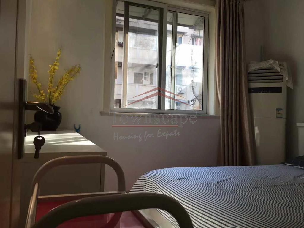  Affordable 2BR Apartment in Putuo