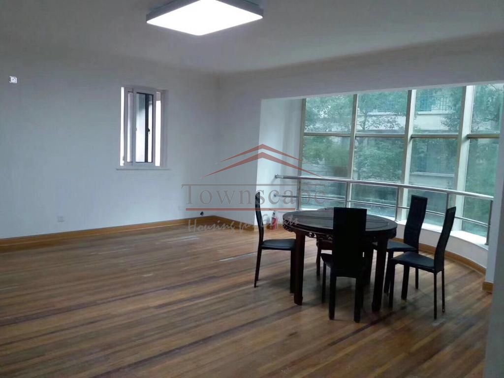  Unfurnished 3BR Apartment for Rent in French Concession