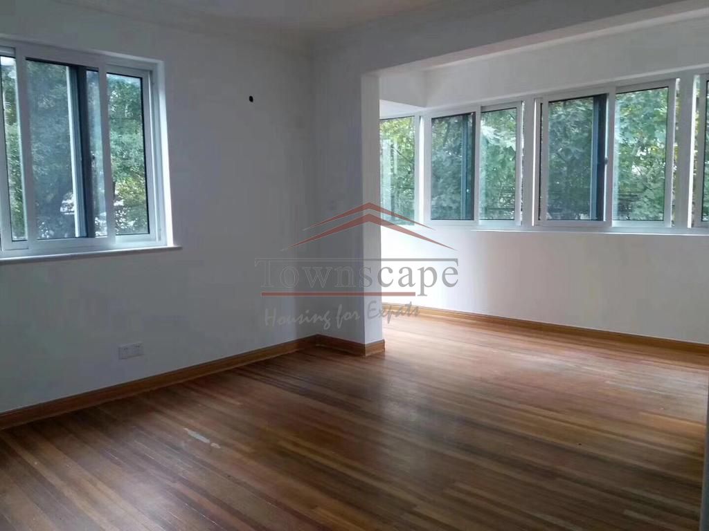  Unfurnished 3BR Apartment for Rent in French Concession