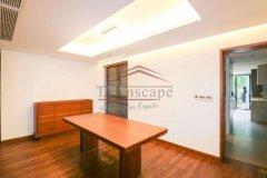  High-End 4BR Residence near Huashan Park