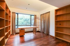  High-End 4BR Residence near Huashan Park