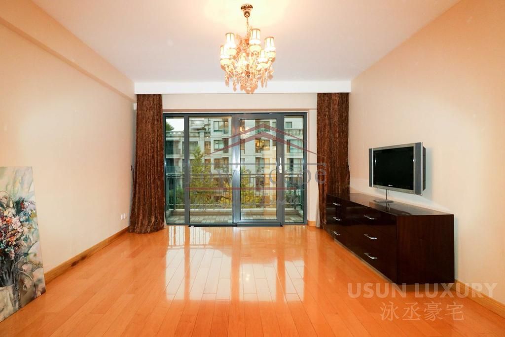  Luxurious 4+1BR Dream Home in the charming former French Concession