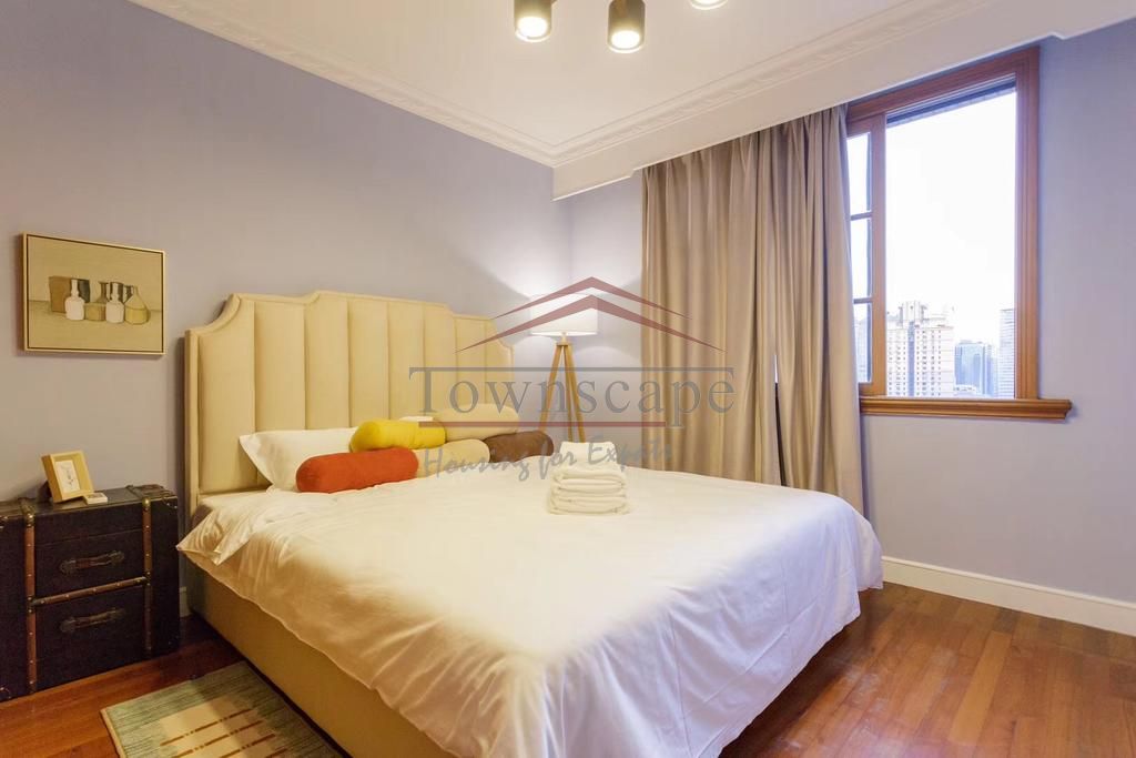  Nice 3BR Apartment w/View in Shanghai Downtown