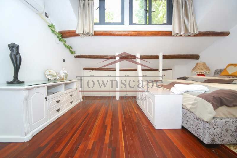  Beautiful 2BR Lane House for Rent w/Terrace