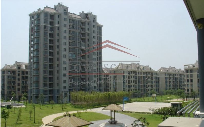  Unfurnished Modern Apartment at Laoximen