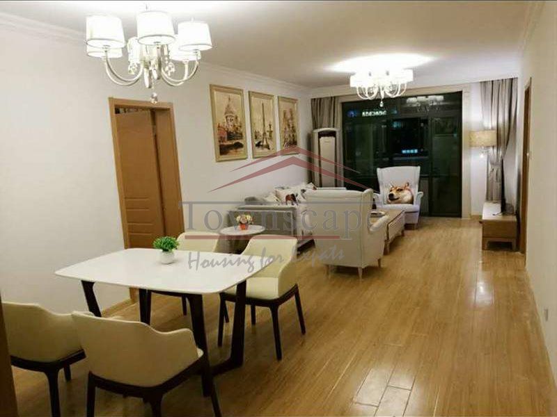  Modern Apartment near West Nanjing Road Metro