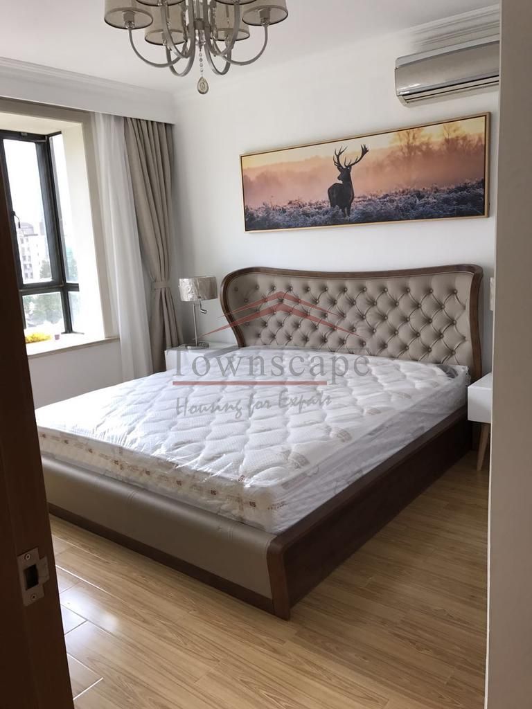  Modern Apartment near West Nanjing Road Metro