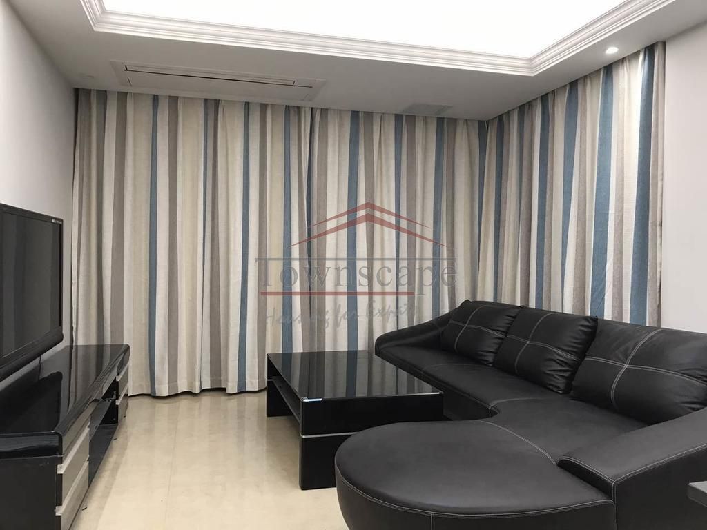  Newly Renovated 3BR Apartment near Jiashan Market