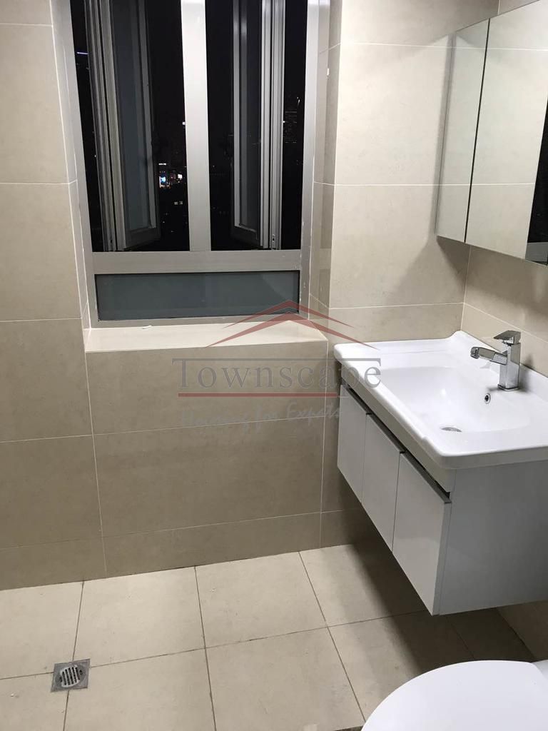  Newly Renovated 3BR Apartment near Jiashan Market