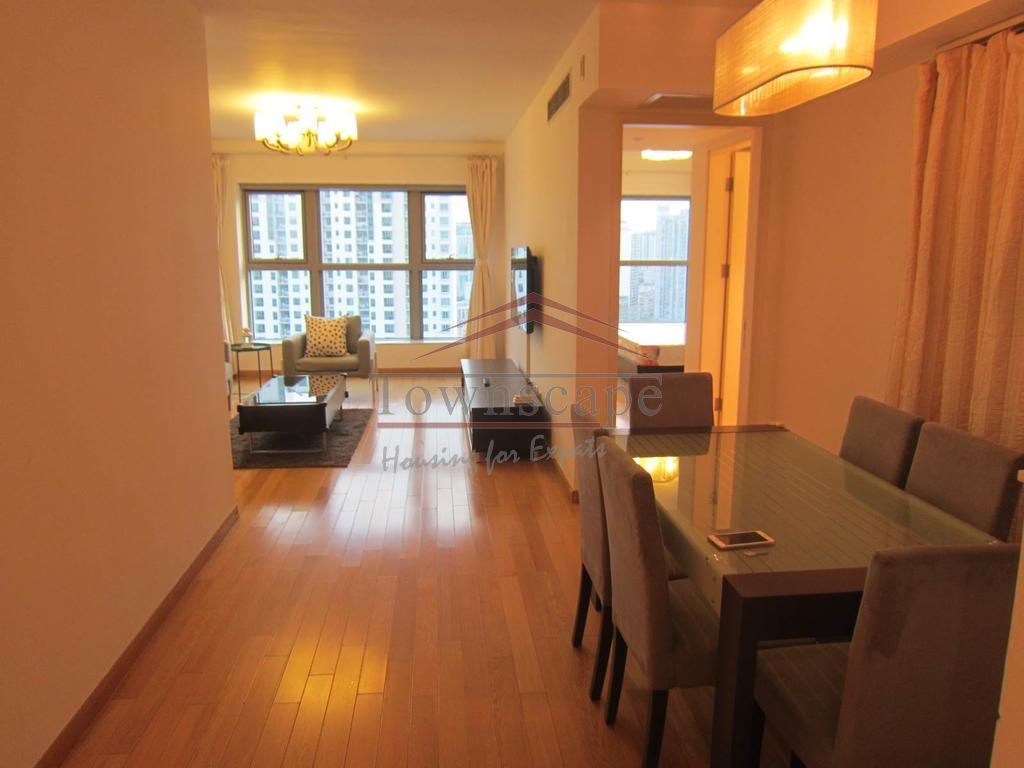  Modern 2BR Apartment in Jingan - Incl. Clubhouse