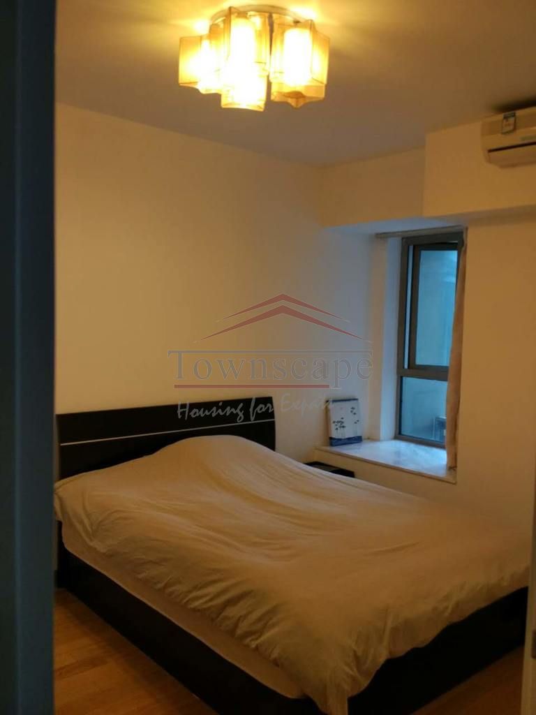  Modern 2BR Apartment in Jingan - Incl. Clubhouse