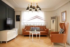  Nicely decorated 2BR Apartment in JingAn