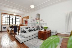  Stunning 3BR Apartment in Old House along West Nanjing Road
