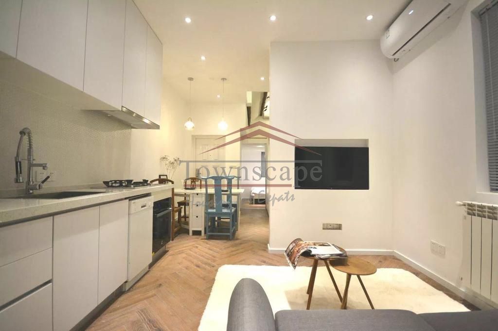  Beautiful 1BR Apartment nr Jingan Temple