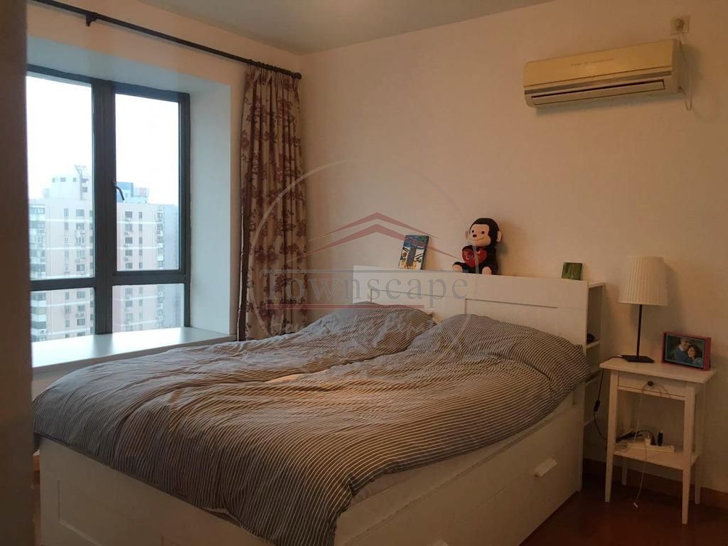  High-Floor Contemporary 3BR Apartment near Tianzifang