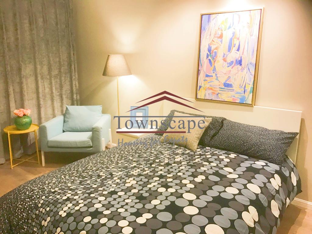  Modern 2BR Apartment near Jing An Temple