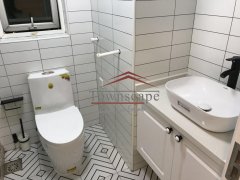  Modernized 3BR Apartment in Jingan