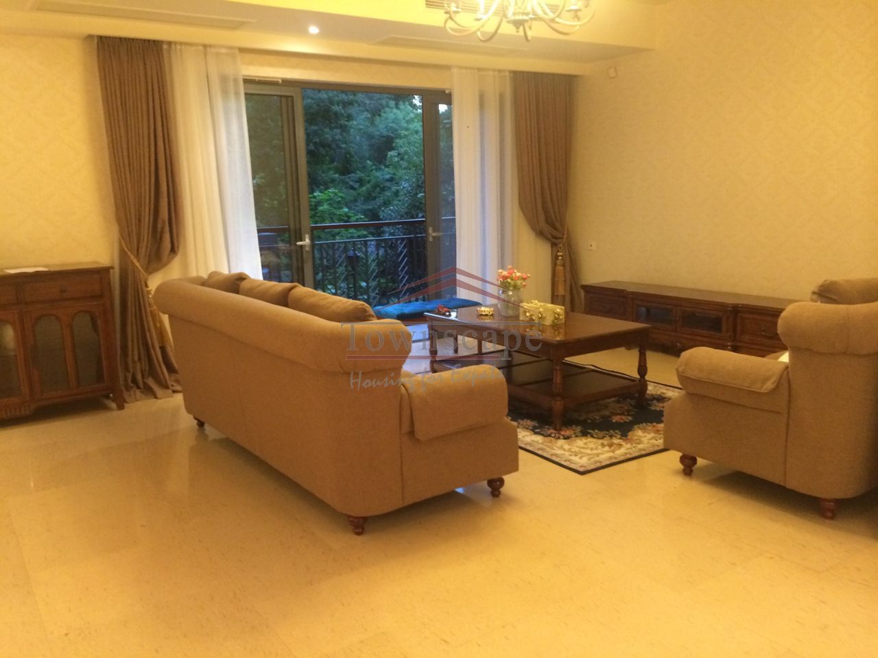  Xintiandi: High Quality 2BR,160sqm Apartment