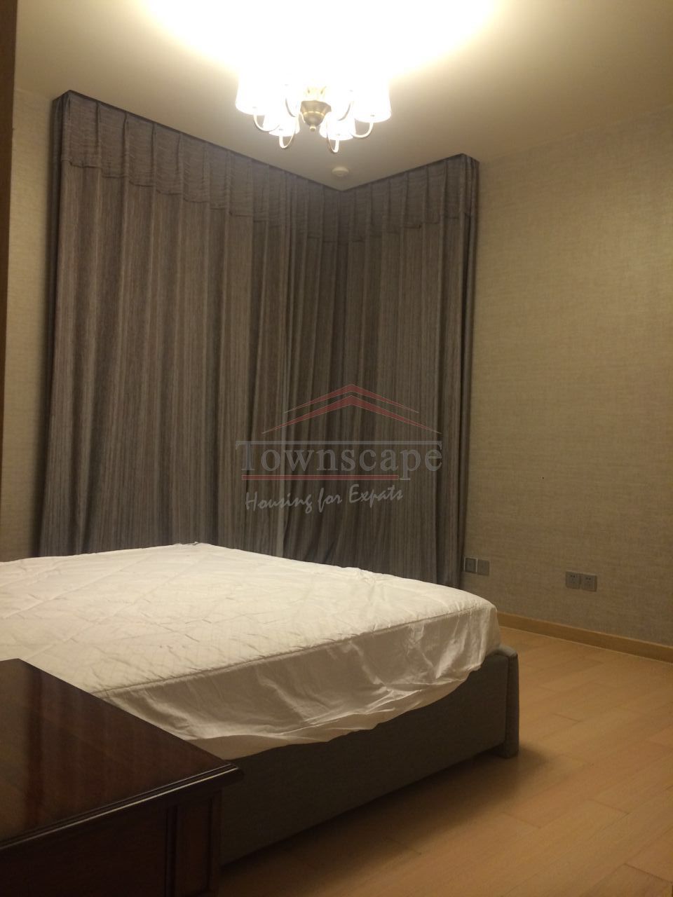  Xintiandi: High Quality 2BR,160sqm Apartment