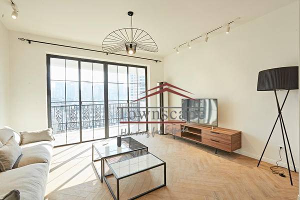  Top Designed Apartment near The Bund