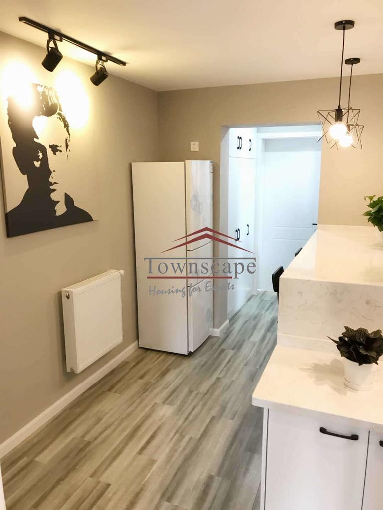  Modernized 1BR Apartment nr Jiaotong and Xujiahui Park