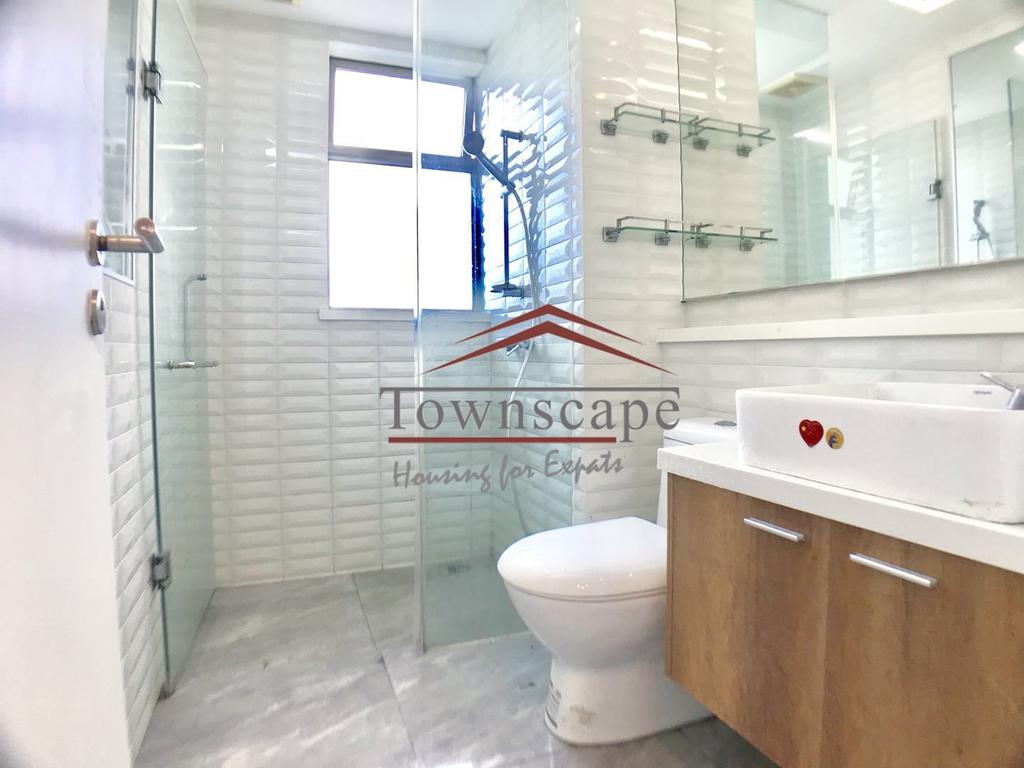  Bright 4BR Apartment with Floor-Heating