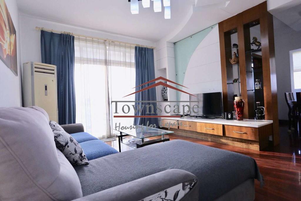  Sunny 3BR Apartment in former French Concession