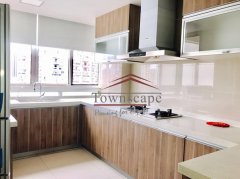  Beautiful Family Home in Pudong, nr Children