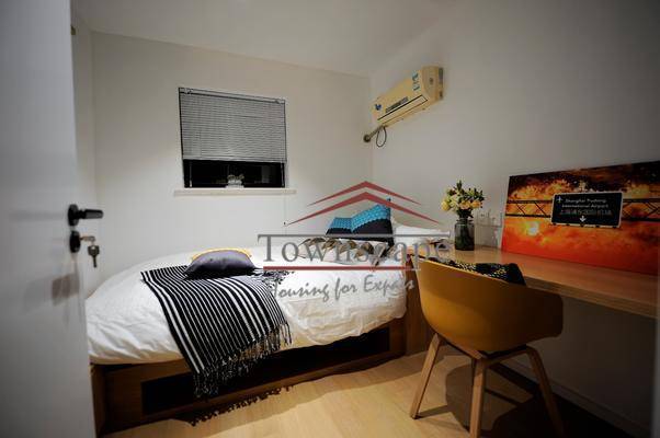  Fantastic 2BR Lane House at West Nanjing Rd