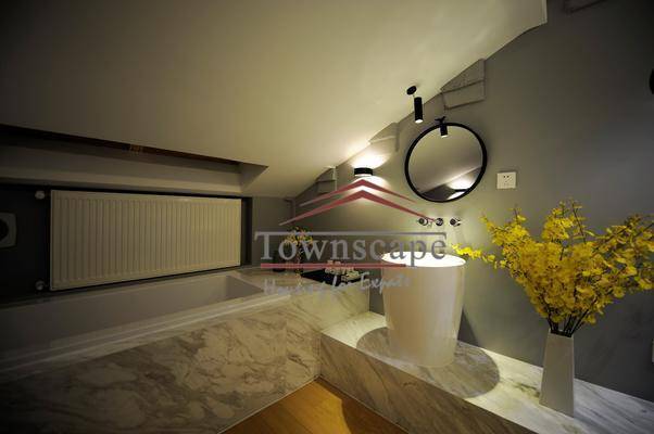  Fantastic 2BR Lane House at West Nanjing Rd