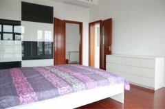  Beautiful Family Home in Pudong, nr Children