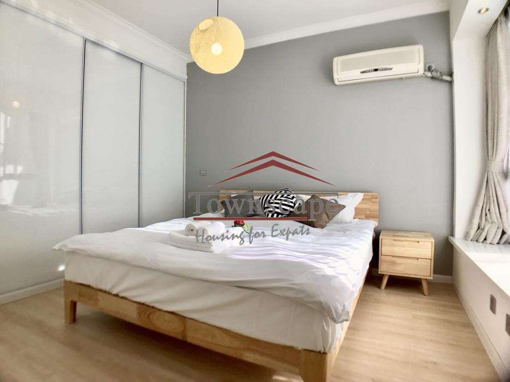  Sunny 2BR Apartment with Floor-Heating in Jing an