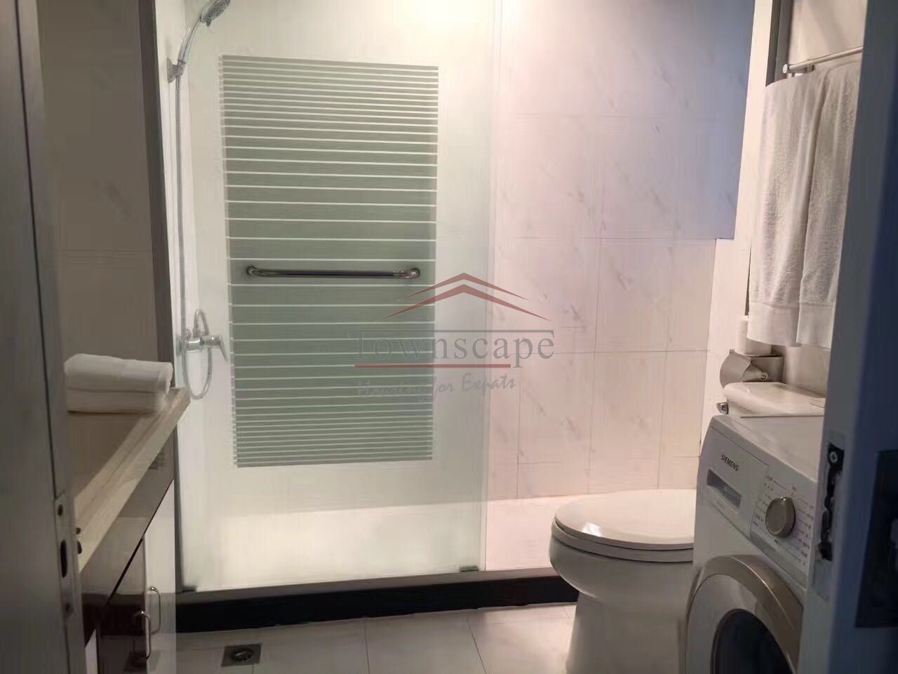  Chic 2BR Apartment beside Century Park, Pudong