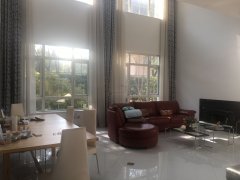  Exclusive 6BR,360sqm Villa in Hampton Woods, Songjiang