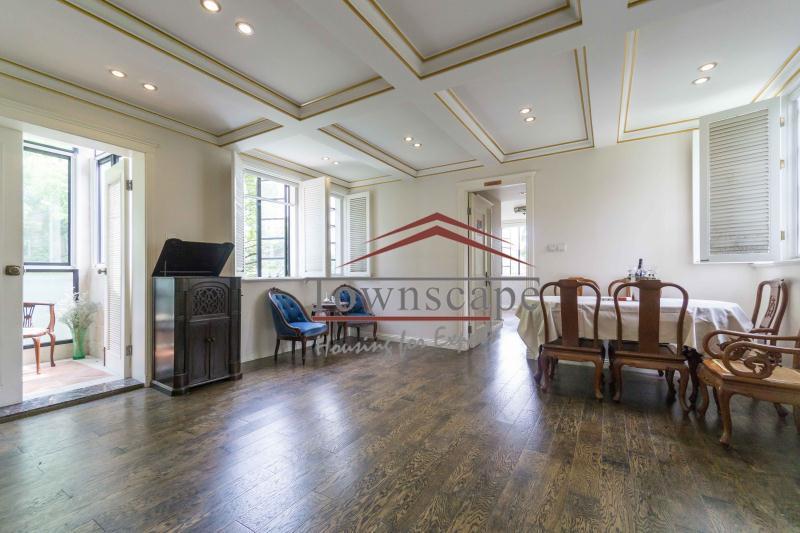  Beautiful Antique Style 1BR Apartment in FFC