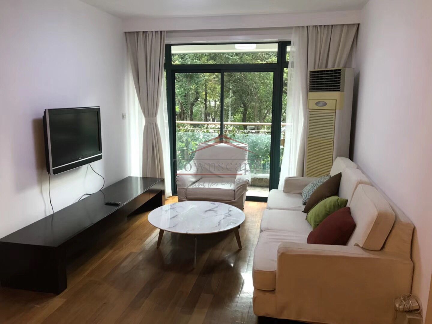  2BR Apartment, popular compound in Xujiahui