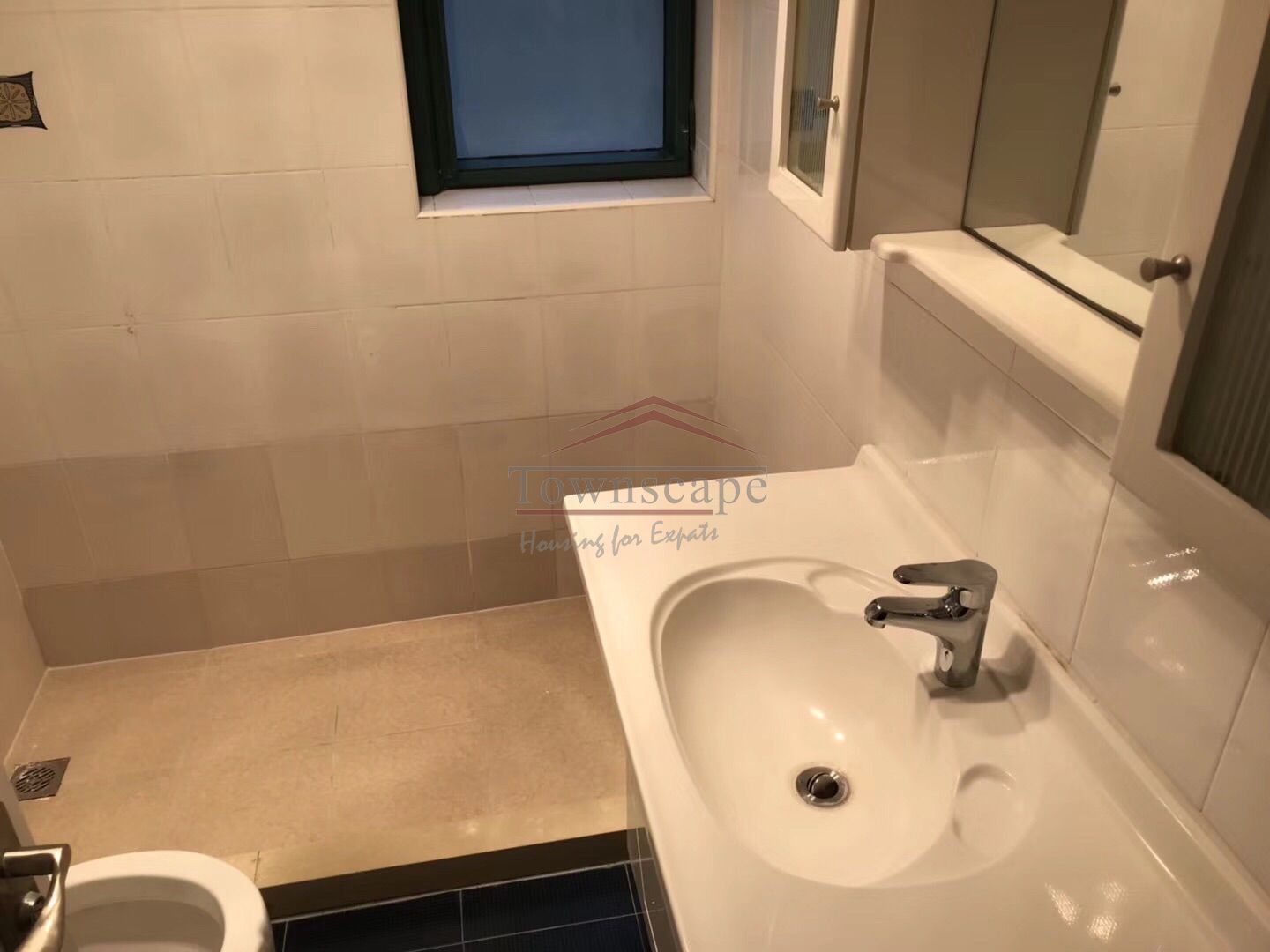  2BR Apartment, popular compound in Xujiahui