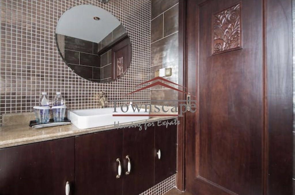  Luxury 3BR Apartment with Floor-Heating at Laoximen