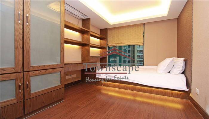 2BR Apartment in Top Compound at Zhongshan Park