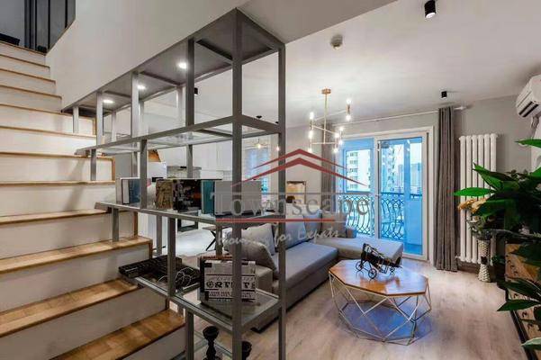  Stunning 3BR Duplex near Jiashan Market in Downtown