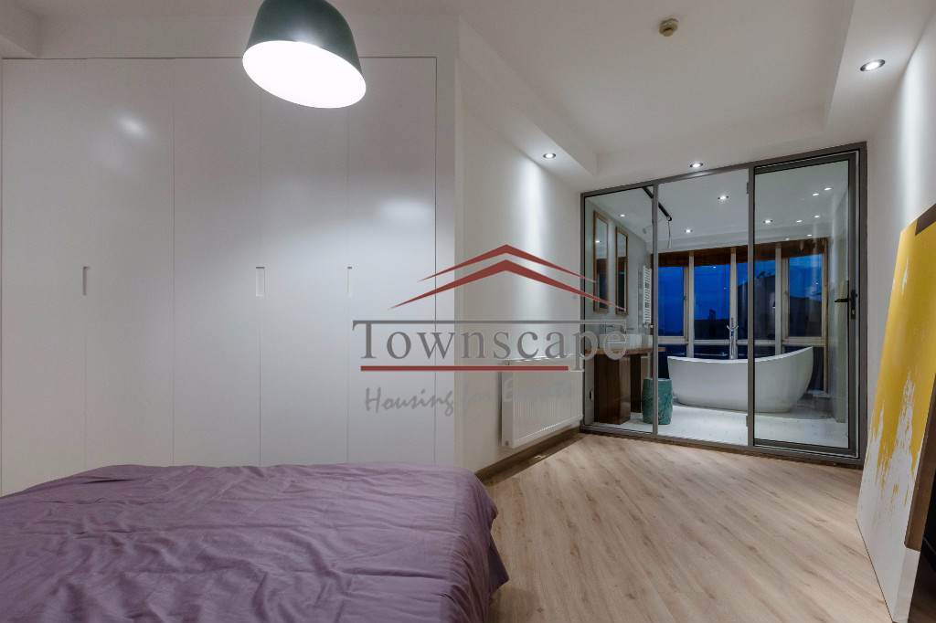  Stunning 3BR Duplex near Jiashan Market in Downtown
